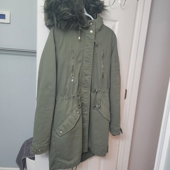 Bershka winter/fall Jacket | snow ski  coat size large | removeable lining - Picture 3 of 12
